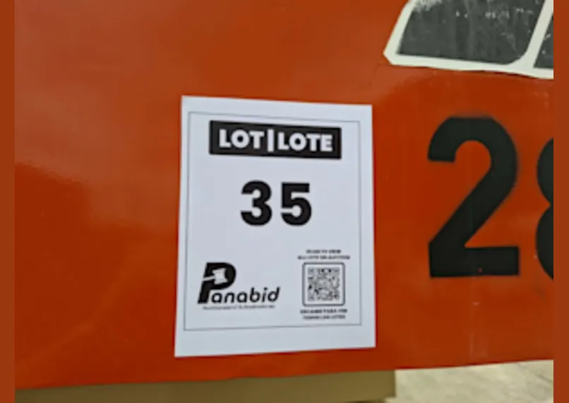 JLG 4394RT PLATAFORMA TIJERA DE 43 PIES